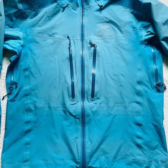 Arcteryx Alpha AR Gortex Pro Blue Gradient Color - Picture 6 of 16